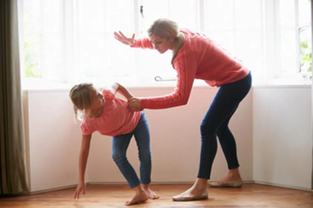 I saw a mother hit her child — should I stay silent or report the abuse?
